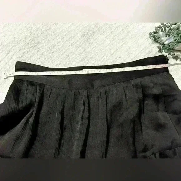 Chelsea & Violet Midi Ruffle Tiered Black Side Zip Flowy Skirt in Black XS - Picture 4 of 7